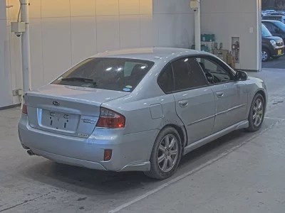 Subaru LEGACY B4  с аукциона в Японии
