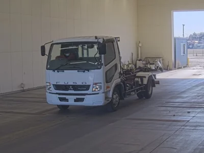 Mitsubishi FUSO FIGHTER