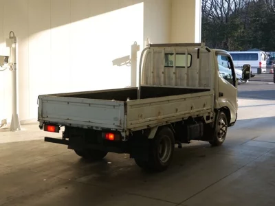 Hino DUTRO  с аукциона в Японии
