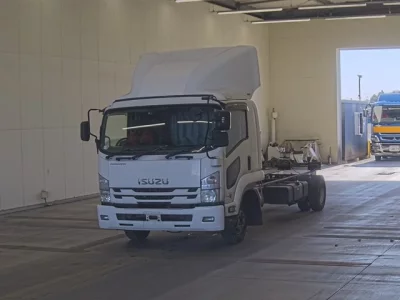 Isuzu FORWARD  с аукциона в Японии