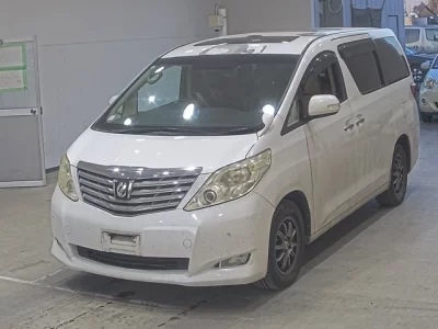 Toyota ALPHARD  с аукциона в Японии