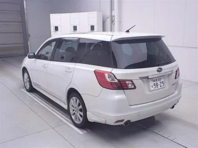Subaru EXIGA  с аукциона в Японии
