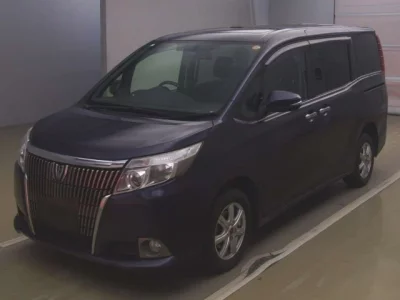 Toyota ESQUIRE  с аукциона в Японии