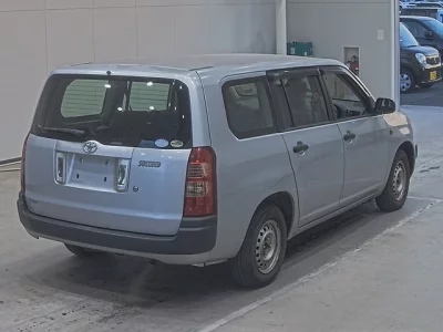 Toyota SUCCEED  с аукциона в Японии