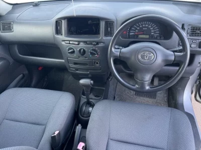 Toyota SUCCEED  с аукциона в Японии