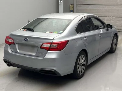 Subaru LEGACY B4