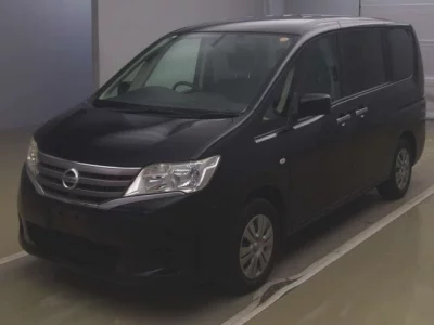 Nissan SERENA  с аукциона в Японии
