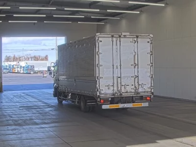 Isuzu FORWARD  с аукциона в Японии