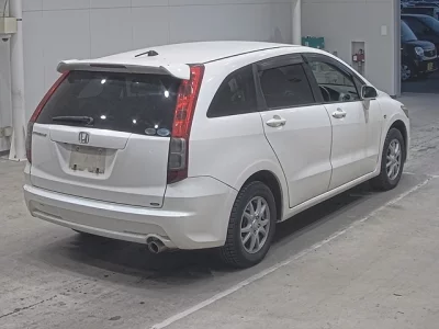 Honda STREAM  с аукциона в Японии