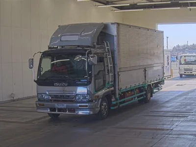 Isuzu FORWARD  с аукциона в Японии
