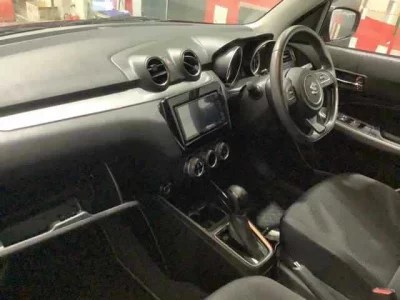 Suzuki SWIFT  с аукциона в Японии