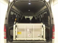 Toyota HIACE VAN лот № 8514 оценка 4  с аукциона в Японии 6