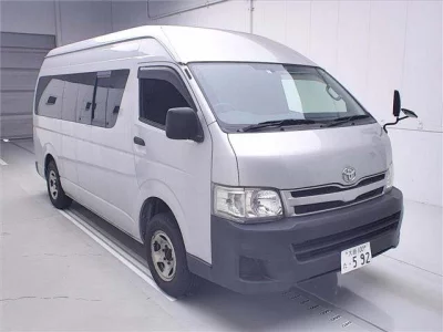 Toyota HIACE VAN  с аукциона в Японии
