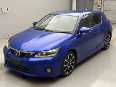 Lexus CT  с аукциона в Японии