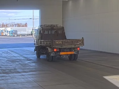 Isuzu FORWARD  с аукциона в Японии