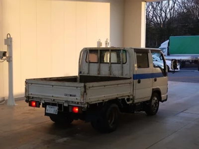 Isuzu ELF  с аукциона в Японии