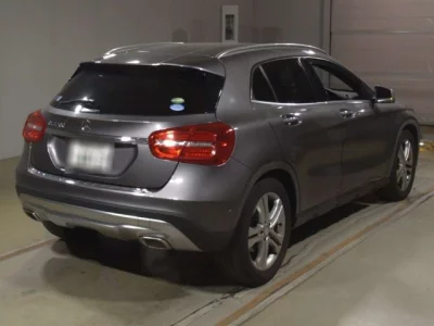 Mercedes-Benz GLA CLASS