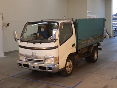 Hino DUTRO  с аукциона в Японии