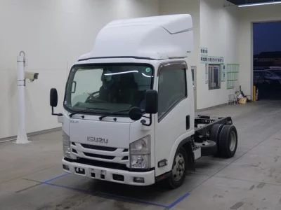 Isuzu ELF  с аукциона в Японии