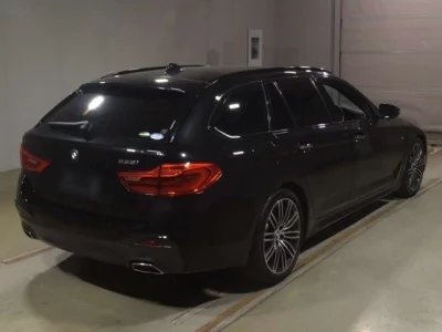 BMW 5-Series  с аукциона в Японии