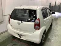 Toyota PASSO лот № 3042 оценка 3  с аукциона в Японии 1