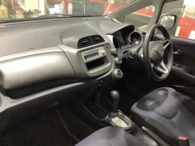 Honda FIT  с аукциона в Японии