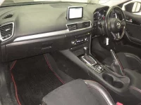 Mazda AXELA лот № 70252 оценка R  с аукциона в Японии 3