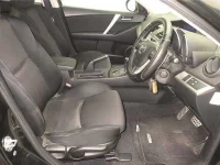 Mazda AXELA лот № 70250 оценка 3.5  с аукциона в Японии 4