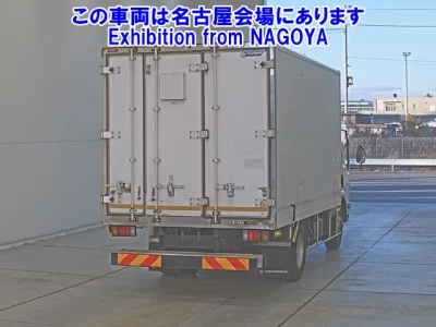 Isuzu ELF  с аукциона в Японии