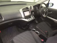 Honda STREAM лот № 70278 оценка 3.5  с аукциона в Японии 3