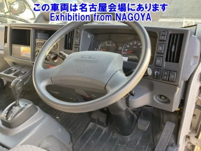 Isuzu ELF  с аукциона в Японии