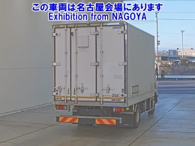 Isuzu ELF  с аукциона в Японии