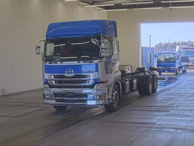 Nissan QUON  с аукциона в Японии