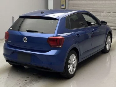 Volkswagen POLO  с аукциона в Японии