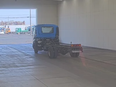 Isuzu FORWARD  с аукциона в Японии