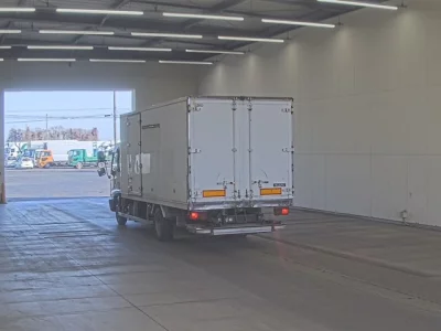 Isuzu FORWARD  с аукциона в Японии