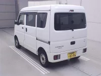 Mitsubishi MINICAB VAN лот № 70400 оценка 3.5  с аукциона в Японии 1