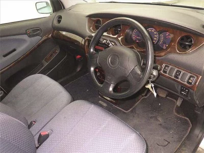 Daihatsu YRV  с аукциона в Японии