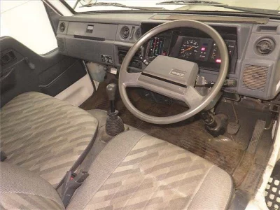 Toyota HIACE TRUCK