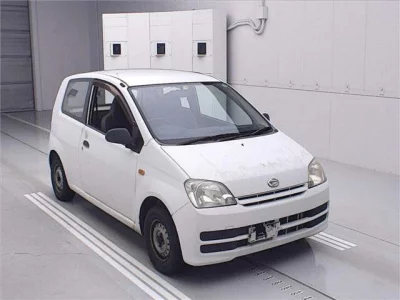 Daihatsu MIRA  с аукциона в Японии