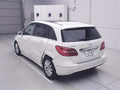 Mercedes-Benz B CLASS