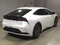 Toyota PRIUS лот № 2124 оценка 4.5  с аукциона в Японии 1