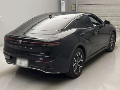 Toyota CROWN CROSSOVER  с аукциона в Японии