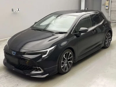Toyota COROLLA SPORT  с аукциона в Японии