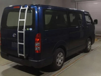 Toyota HIACE VAN  с аукциона в Японии