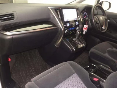 Toyota VELLFIRE  с аукциона в Японии