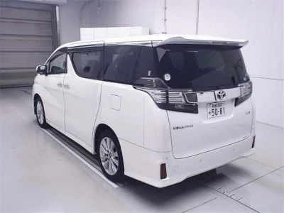 Toyota VELLFIRE  с аукциона в Японии
