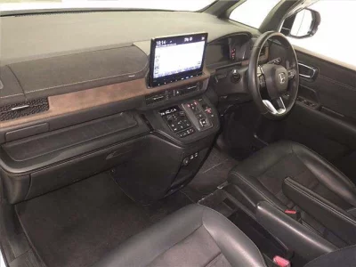 Honda STEP WAGON  с аукциона в Японии