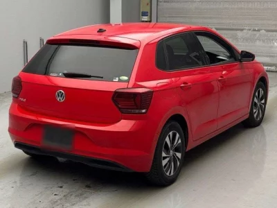 Volkswagen POLO  с аукциона в Японии