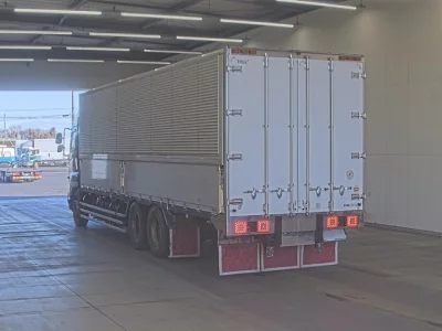 Hino PROFIA  с аукциона в Японии